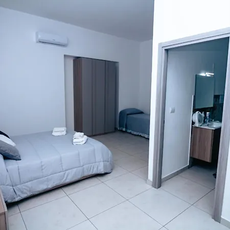 Couette-café Bed In Italy Siderno