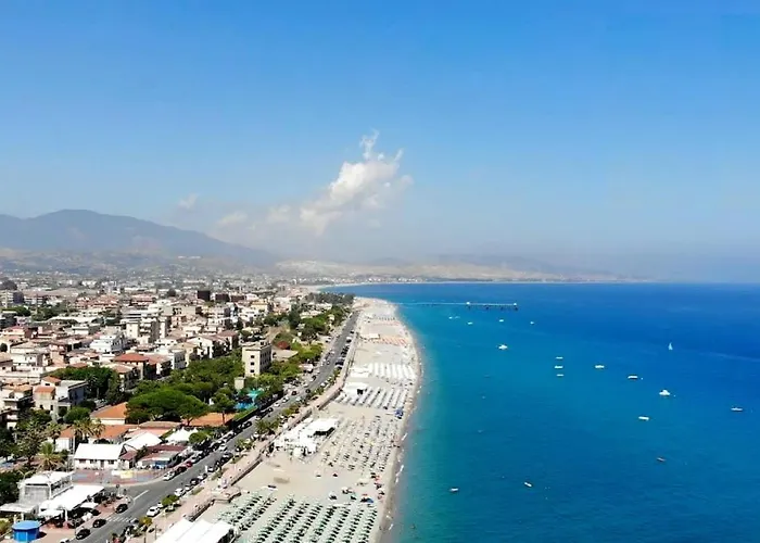 Bed In Italy Siderno